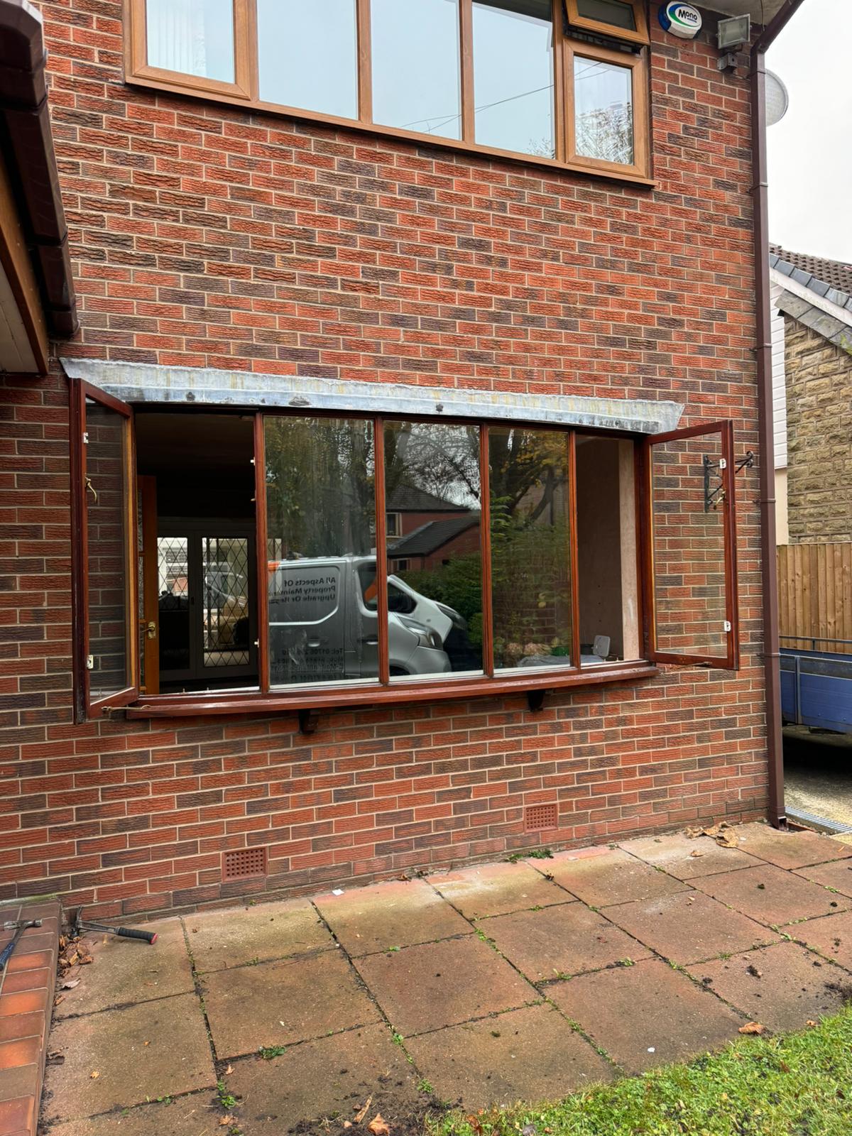 Tired Hardwood Bay Window — Before
